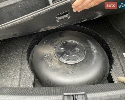 Синій Фольксваген Пассат, об'ємом двигуна 2.5 л та пробігом 341 тис. км за 9000 $, фото 16 на Automoto.ua