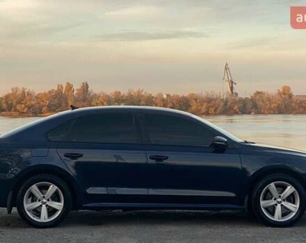 Фольксваген Пассат 2012 в Днепре (Днепропетровске) на Automoto.ua Синий Фольксваген Пассат, объемом двигателя 2 л и пробегом 280 тыс. км за 11450 $, фото 7 на Automoto.ua