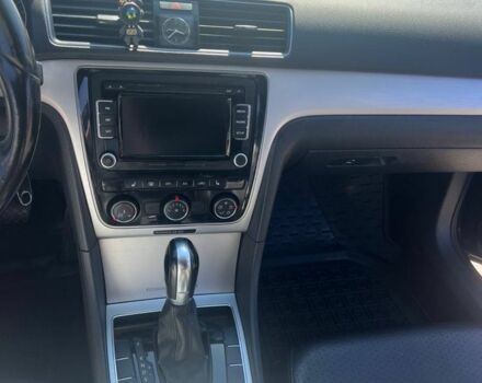 Фольксваген Пассат 2012 в Киеве на Automoto.ua Синий Фольксваген Пассат, объемом двигателя 2.5 л и пробегом 203 тыс. км за 9900 $, фото 16 на Automoto.ua