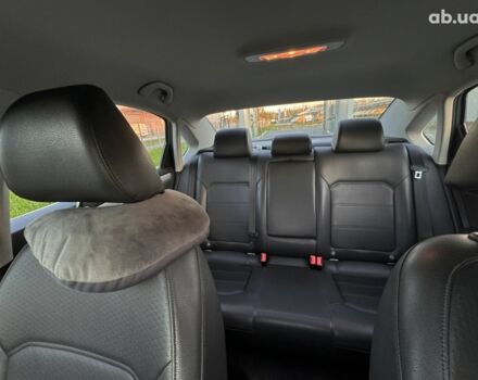 Синий Фольксваген Пассат, объемом двигателя 2.5 л и пробегом 207 тыс. км за 8800 $, фото 9 на Automoto.ua