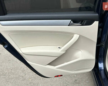 Синий Фольксваген Пассат, объемом двигателя 2.5 л и пробегом 327 тыс. км за 8900 $, фото 12 на Automoto.ua