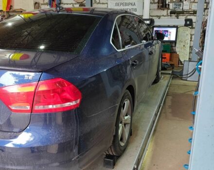 Синій Фольксваген Пассат, об'ємом двигуна 2.5 л та пробігом 265 тис. км за 7000 $, фото 6 на Automoto.ua