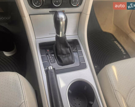 Фольксваген Пассат 2013 в Одессе на Automoto.ua Синий Фольксваген Пассат, объемом двигателя 2 л и пробегом 226 тыс. км за 10700 $, фото 13 на Automoto.ua