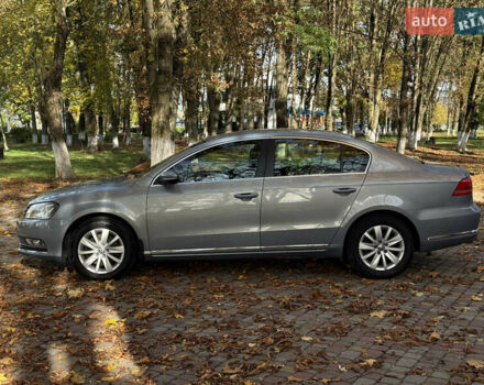 Синий Фольксваген Пассат, объемом двигателя 1.6 л и пробегом 266 тыс. км за 11000 $, фото 7 на Automoto.ua