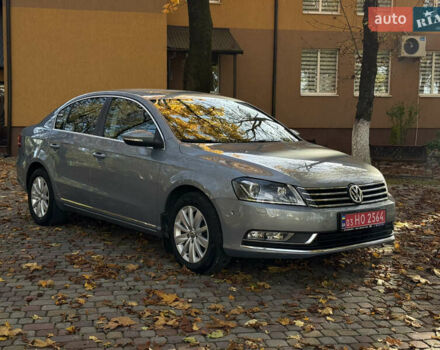 Синий Фольксваген Пассат, объемом двигателя 1.6 л и пробегом 266 тыс. км за 11000 $, фото 2 на Automoto.ua