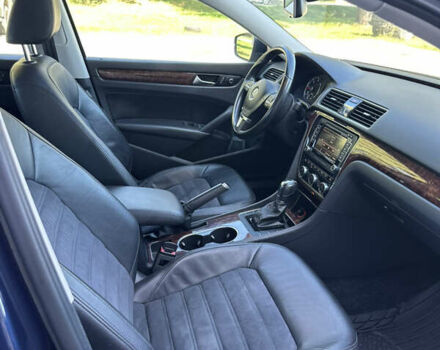 Синий Фольксваген Пассат, объемом двигателя 2 л и пробегом 98 тыс. км за 14400 $, фото 25 на Automoto.ua