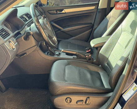 Синий Фольксваген Пассат, объемом двигателя 1.8 л и пробегом 221 тыс. км за 9500 $, фото 7 на Automoto.ua