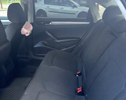 Синий Фольксваген Пассат, объемом двигателя 1.8 л и пробегом 236 тыс. км за 10000 $, фото 8 на Automoto.ua