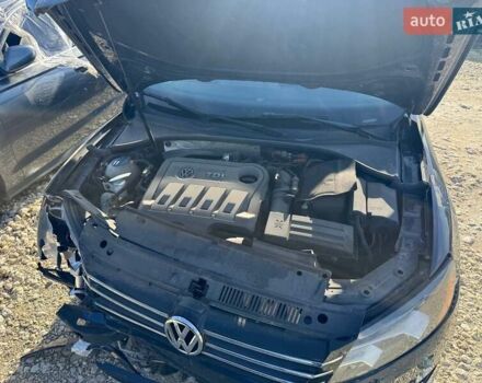 Фольксваген Пассат 2013 у Львові на Automoto.ua Синій Фольксваген Пассат, об'ємом двигуна 2 л та пробігом 205 тис. км за 9500 $, фото 8 на Automoto.ua