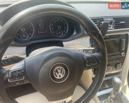 Синій Фольксваген Пассат, об'ємом двигуна 2.48 л та пробігом 270 тис. км за 10500 $, фото 5 на Automoto.ua