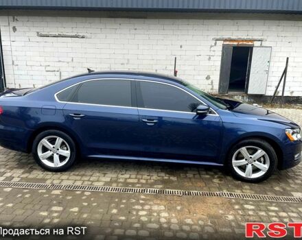 Синий Фольксваген Пассат, объемом двигателя 2.5 л и пробегом 255 тыс. км за 9800 $, фото 2 на Automoto.ua