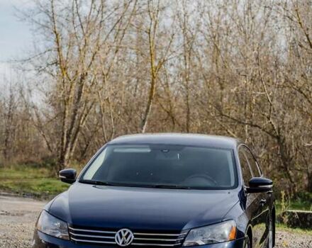 Синий Фольксваген Пассат, объемом двигателя 2.5 л и пробегом 170 тыс. км за 10700 $, фото 5 на Automoto.ua