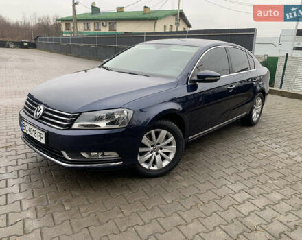 Синий Фольксваген Пассат, объемом двигателя 1.6 л и пробегом 220 тыс. км за 8699 $, фото 2 на Automoto.ua