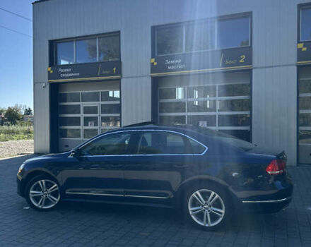 Синий Фольксваген Пассат, объемом двигателя 2 л и пробегом 98 тыс. км за 14400 $, фото 7 на Automoto.ua