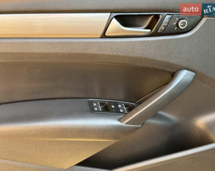 Синий Фольксваген Пассат, объемом двигателя 1.8 л и пробегом 221 тыс. км за 9500 $, фото 9 на Automoto.ua