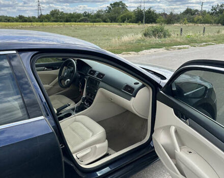 Синій Фольксваген Пассат, об'ємом двигуна 1.8 л та пробігом 291 тис. км за 9000 $, фото 8 на Automoto.ua