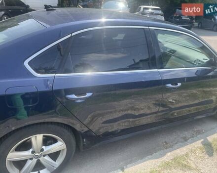 Синій Фольксваген Пассат, об'ємом двигуна 2.48 л та пробігом 270 тис. км за 10500 $, фото 8 на Automoto.ua