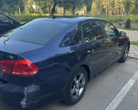 Синий Фольксваген Пассат, объемом двигателя 1.8 л и пробегом 236 тыс. км за 10000 $, фото 2 на Automoto.ua