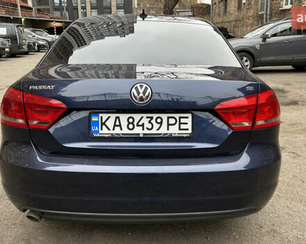 Синий Фольксваген Пассат, объемом двигателя 2.5 л и пробегом 327 тыс. км за 8900 $, фото 4 на Automoto.ua