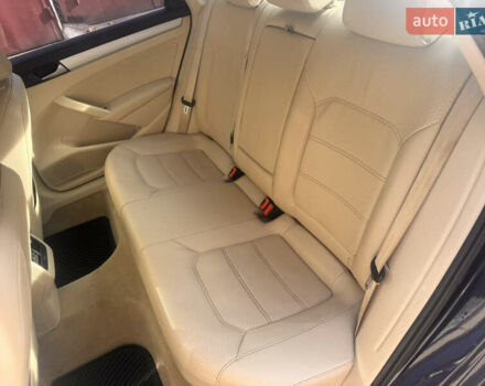 Фольксваген Пассат 2013 в Одессе на Automoto.ua Синий Фольксваген Пассат, объемом двигателя 2 л и пробегом 226 тыс. км за 10700 $, фото 8 на Automoto.ua