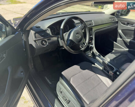 Синий Фольксваген Пассат, объемом двигателя 2 л и пробегом 176 тыс. км за 11500 $, фото 2 на Automoto.ua