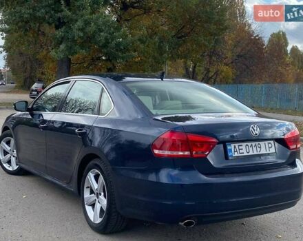 Фольксваген Пассат 2013 в Полтаве на Automoto.ua Синий Фольксваген Пассат, объемом двигателя 2.5 л и пробегом 198 тыс. км за 9290 $, фото 4 на Automoto.ua