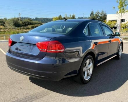 Синий Фольксваген Пассат, объемом двигателя 2.5 л и пробегом 82 тыс. км за 1425 $, фото 7 на Automoto.ua