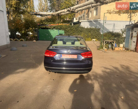 Фольксваген Пассат 2013 в Одессе на Automoto.ua Синий Фольксваген Пассат, объемом двигателя 2 л и пробегом 226 тыс. км за 10700 $, фото 5 на Automoto.ua