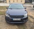 Синий Фольксваген Пассат, объемом двигателя 1.8 л и пробегом 220 тыс. км за 9300 $, фото 1 на Automoto.ua