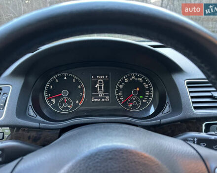 Синий Фольксваген Пассат, объемом двигателя 1.8 л и пробегом 221 тыс. км за 11200 $, фото 11 на Automoto.ua