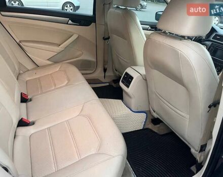 Синий Фольксваген Пассат, объемом двигателя 1.8 л и пробегом 278 тыс. км за 11200 $, фото 2 на Automoto.ua