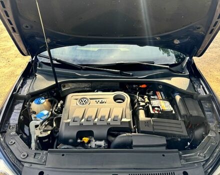 Синий Фольксваген Пассат, объемом двигателя 2 л и пробегом 173 тыс. км за 12000 $, фото 5 на Automoto.ua