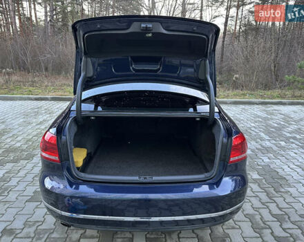 Синий Фольксваген Пассат, объемом двигателя 1.8 л и пробегом 221 тыс. км за 11200 $, фото 9 на Automoto.ua