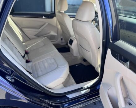 Синий Фольксваген Пассат, объемом двигателя 2 л и пробегом 260 тыс. км за 11900 $, фото 14 на Automoto.ua