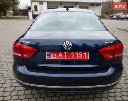 Синій Фольксваген Пассат, об'ємом двигуна 2 л та пробігом 207 тис. км за 11900 $, фото 21 на Automoto.ua
