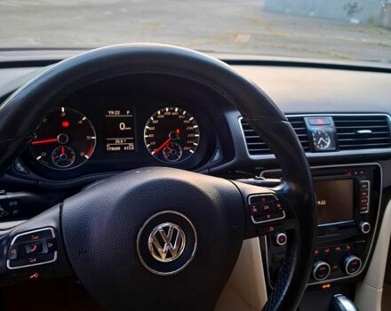 Синий Фольксваген Пассат, объемом двигателя 2 л и пробегом 179 тыс. км за 12000 $, фото 3 на Automoto.ua