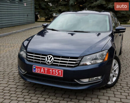 Синій Фольксваген Пассат, об'ємом двигуна 2 л та пробігом 207 тис. км за 11900 $, фото 20 на Automoto.ua