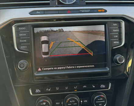 Синий Фольксваген Пассат, объемом двигателя 1.97 л и пробегом 238 тыс. км за 15900 $, фото 11 на Automoto.ua