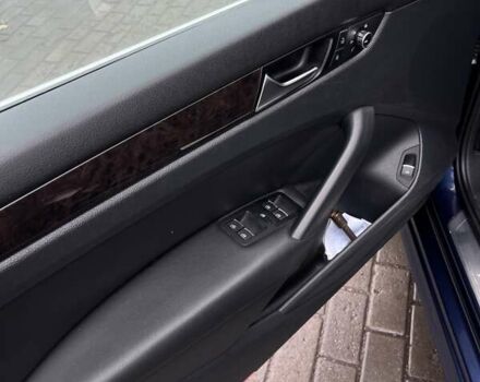 Синий Фольксваген Пассат, объемом двигателя 1.97 л и пробегом 188 тыс. км за 12000 $, фото 5 на Automoto.ua