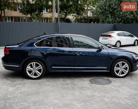 Синій Фольксваген Пассат, об'ємом двигуна 1.97 л та пробігом 253 тис. км за 11300 $, фото 13 на Automoto.ua
