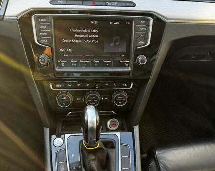 Синий Фольксваген Пассат, объемом двигателя 1.97 л и пробегом 238 тыс. км за 15900 $, фото 8 на Automoto.ua