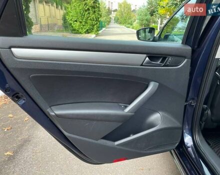 Синий Фольксваген Пассат, объемом двигателя 1.8 л и пробегом 163 тыс. км за 8500 $, фото 11 на Automoto.ua