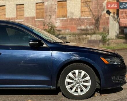 Синій Фольксваген Пассат, об'ємом двигуна 1.8 л та пробігом 222 тис. км за 10999 $, фото 10 на Automoto.ua