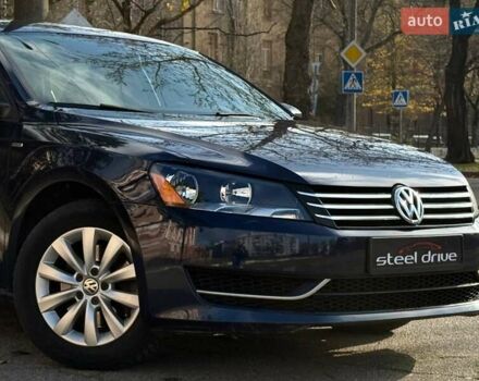 Синій Фольксваген Пассат, об'ємом двигуна 1.8 л та пробігом 222 тис. км за 10999 $, фото 13 на Automoto.ua