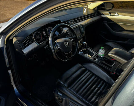 Синий Фольксваген Пассат, объемом двигателя 1.97 л и пробегом 238 тыс. км за 15900 $, фото 10 на Automoto.ua