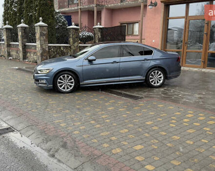 Синій Фольксваген Пассат, об'ємом двигуна 1.6 л та пробігом 225 тис. км за 16900 $, фото 5 на Automoto.ua