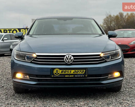 Синий Фольксваген Пассат, объемом двигателя 1.8 л и пробегом 149 тыс. км за 14500 $, фото 1 на Automoto.ua