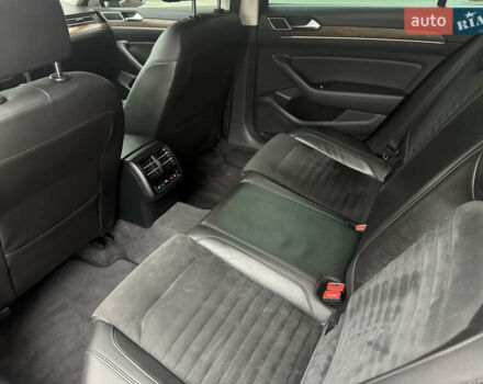 Синий Фольксваген Пассат, объемом двигателя 1.8 л и пробегом 270 тыс. км за 13999 $, фото 14 на Automoto.ua