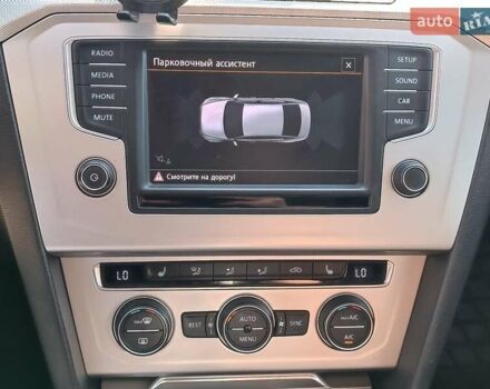 Синій Фольксваген Пассат, об'ємом двигуна 1.4 л та пробігом 96 тис. км за 17440 $, фото 29 на Automoto.ua