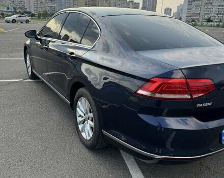 Синий Фольксваген Пассат, объемом двигателя 1.97 л и пробегом 266 тыс. км за 14700 $, фото 6 на Automoto.ua